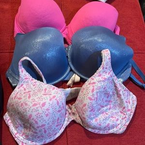 Victoria’s Secret bras